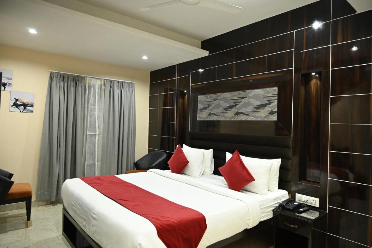Hotel Trax International Jamshedpur Zewnętrze zdjęcie